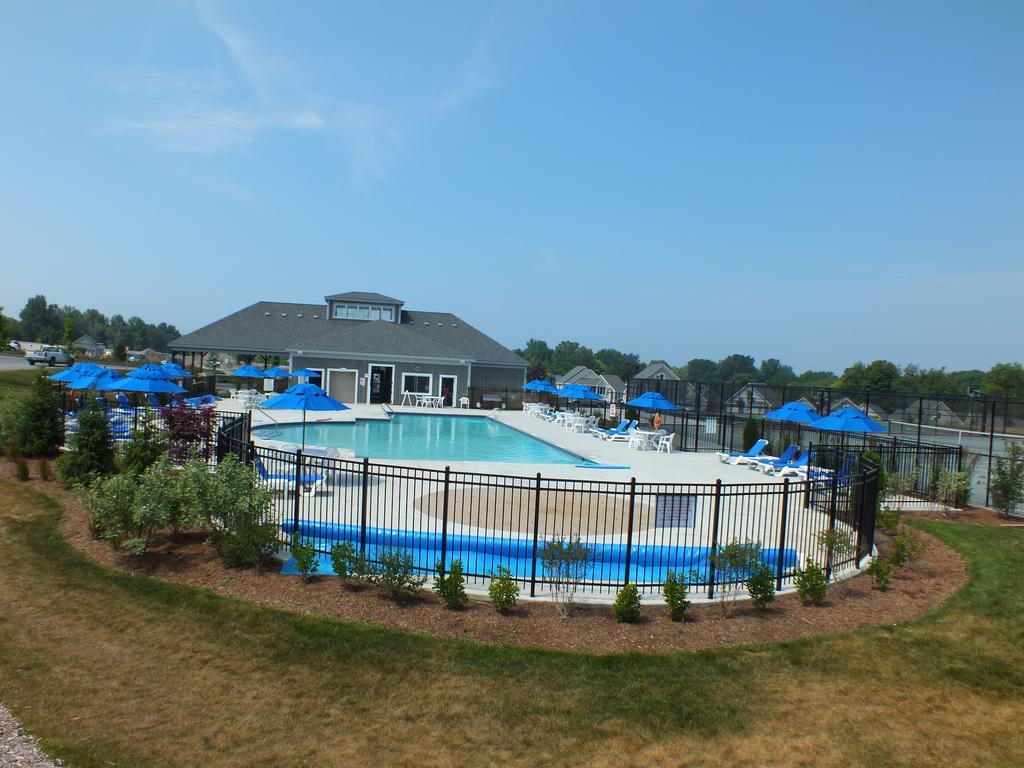 Sandbanks Summer Village Cottages Cherry Valley Dış mekan fotoğraf