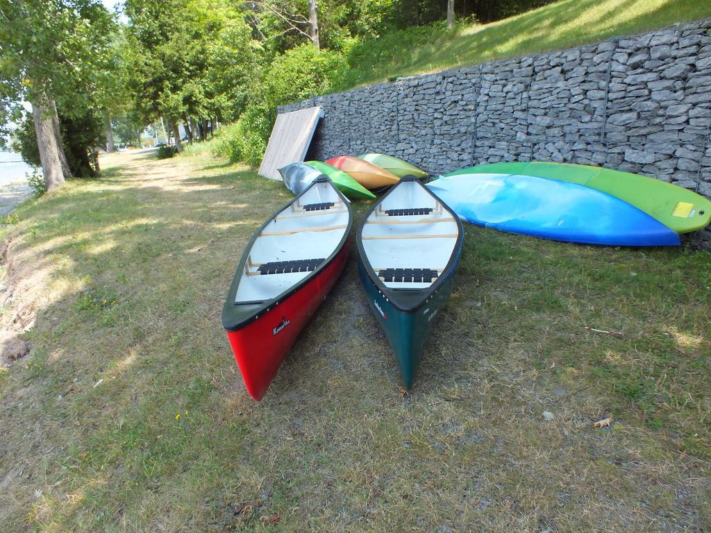 Sandbanks Summer Village Cottages Cherry Valley Dış mekan fotoğraf